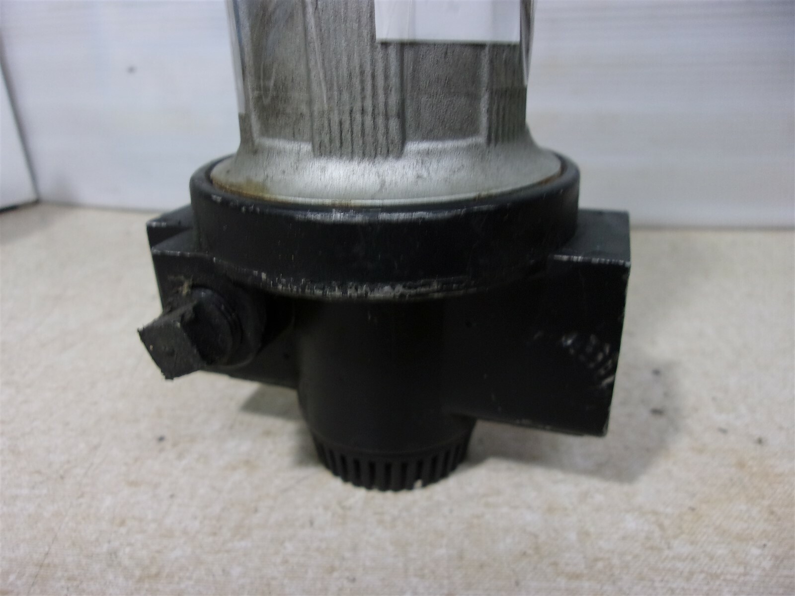 Master Pneumatic Model R100 Regulator #3 *FREE SHIPPING*