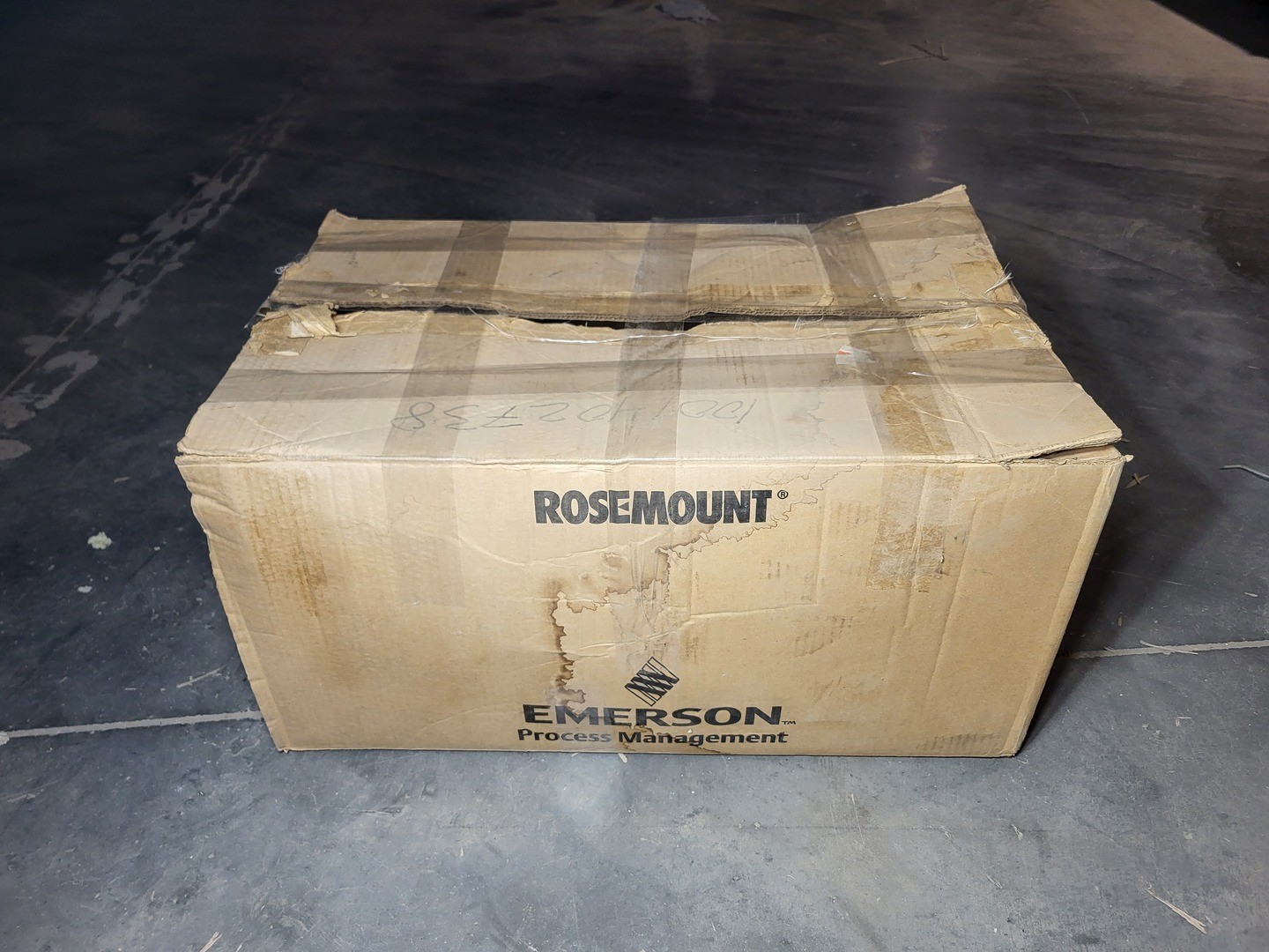 SURPLUS NEW Rosemount 3051S2TG3A2B11F1AD01K6M5P1Q4Q8A1003 Pressure Transmitter