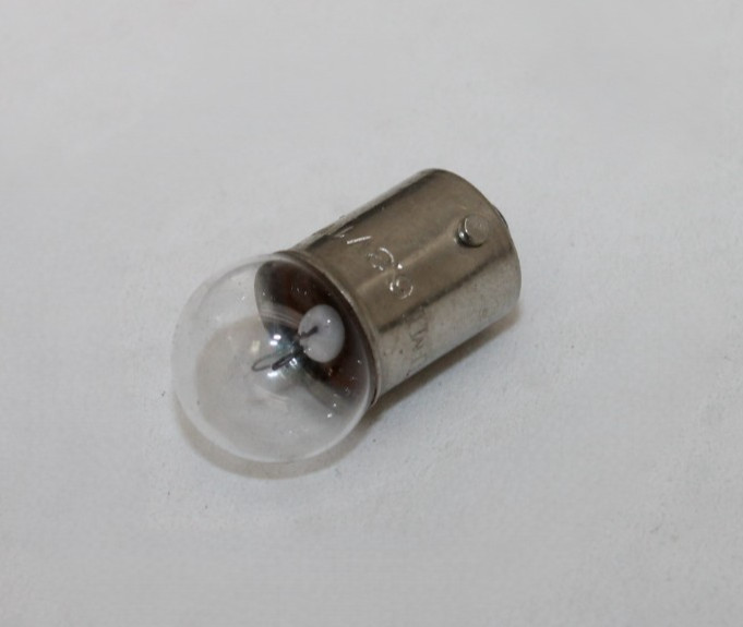 Izumi 6.3V-1W-M Miniature Lamp