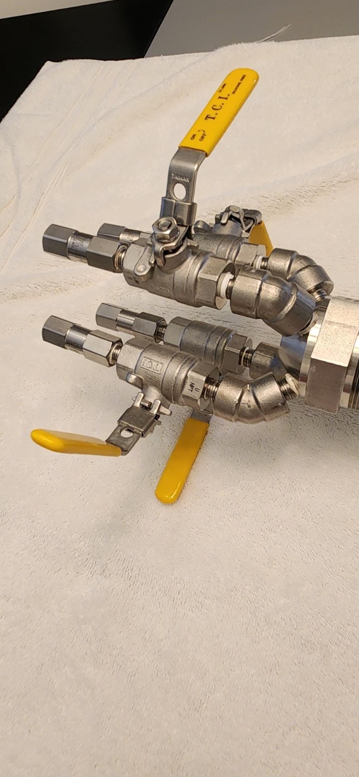 Eddington Q4-316-200-CVK, 316 SS 4 port boiler rocket for water treatment