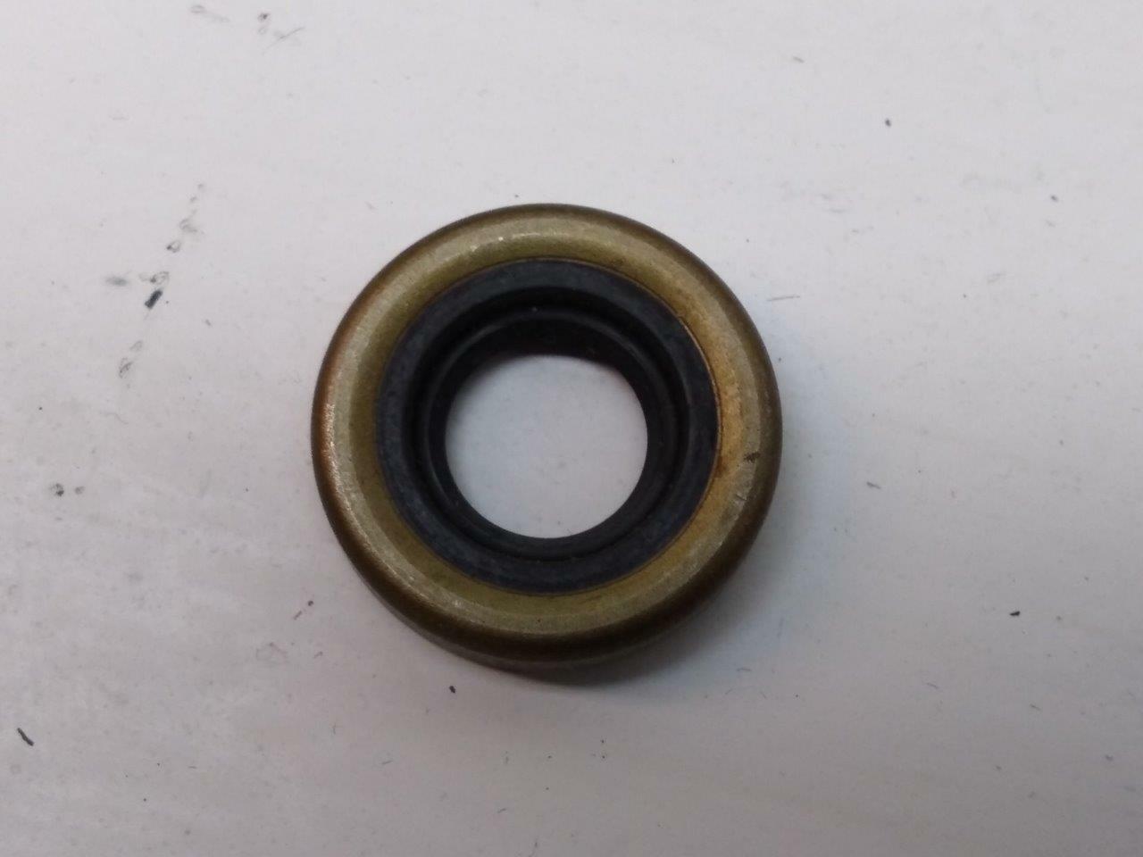 Chicago Rawhide 5250 13mm I.D x 28mm O.D x 7mm Thick Solid Oil Seal LOT OF 3