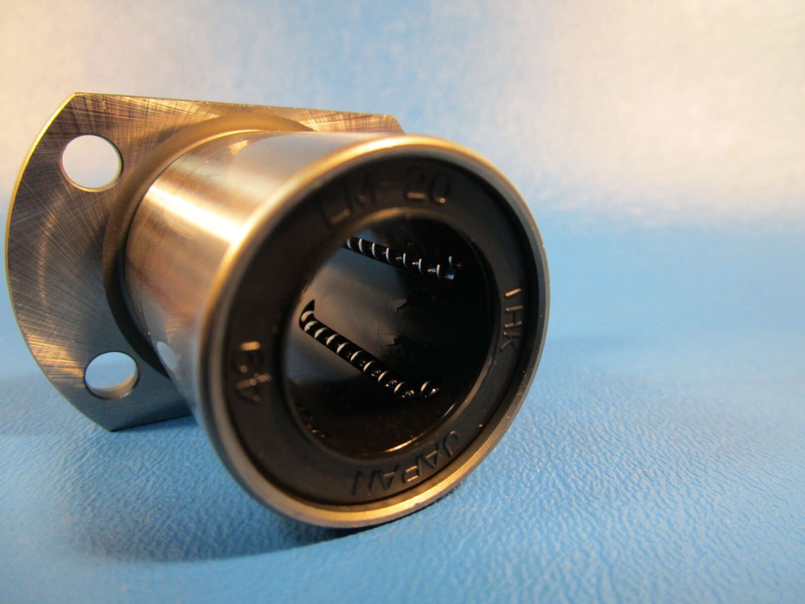 THK LMH20UU Linear Bushing Ball Bearing Flange 20MM Shaft Diameter