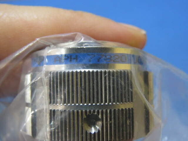 AMPHENOL D38999/26FD35PA Qty of 1 per Lot 37 Position Circular Connector Plug