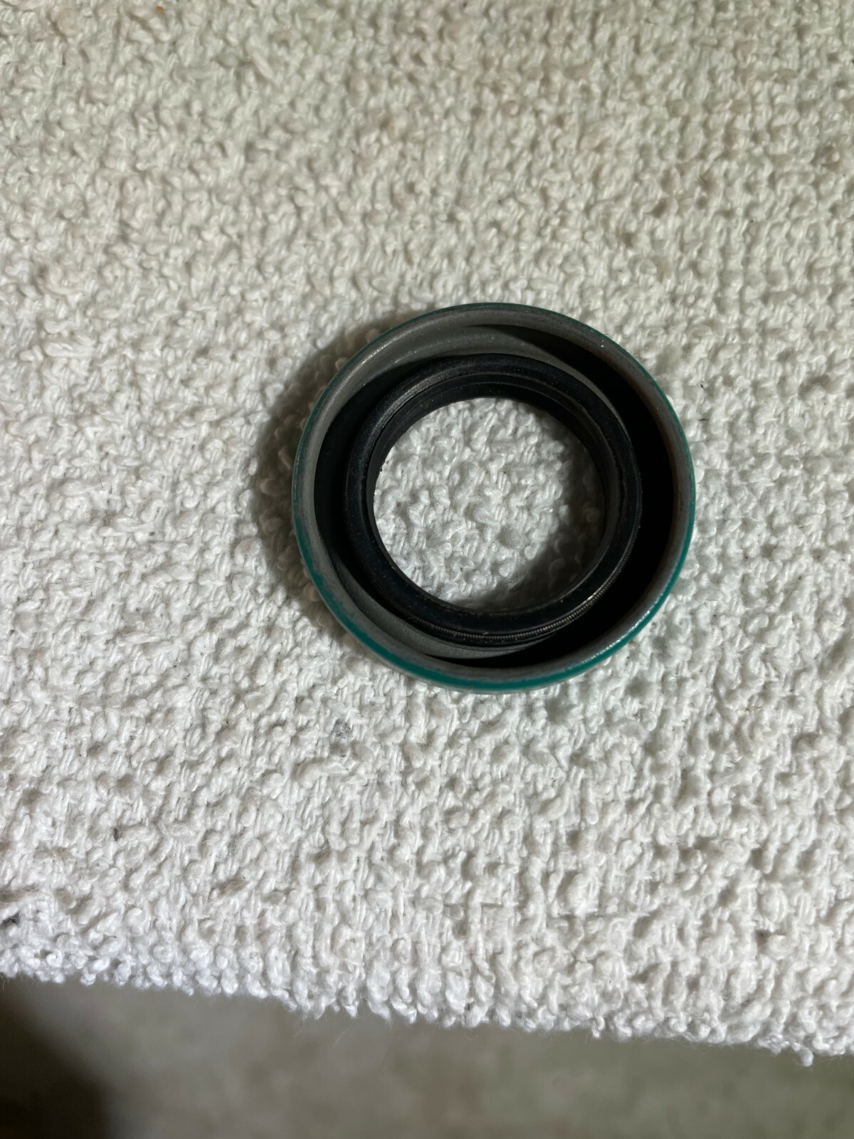 NOS CR SKF 0998 OIL SEAL