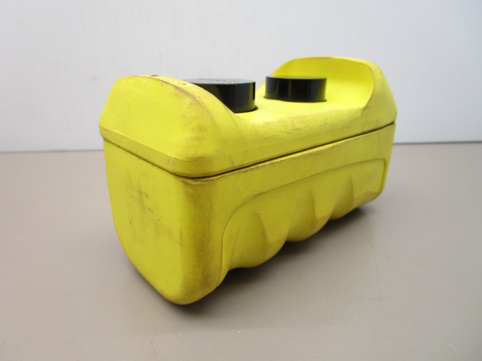 Square D 73170 B-62Y 2-Button Hoist Control Enclosure Yellow Molded Rubber Case