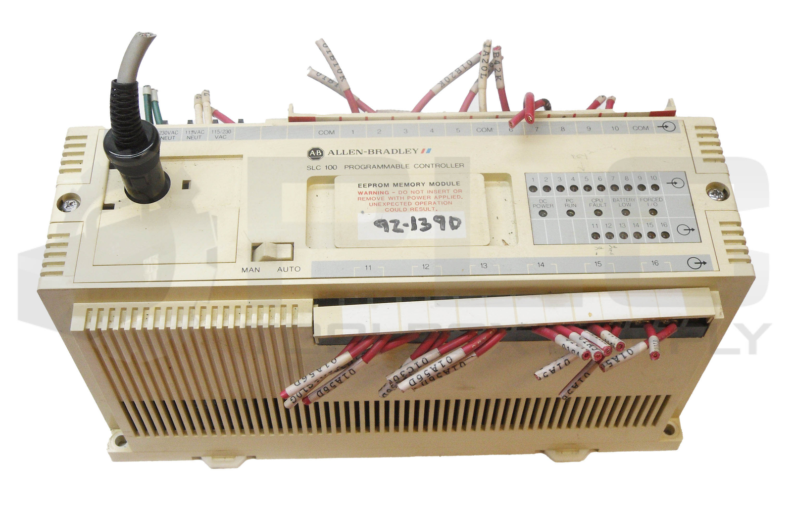 ALLEN BRADLEY 1745-LP101 /D SLC 100 PROCESSOR UNIT 120-240VAC 50/60HZ 10-125VDC