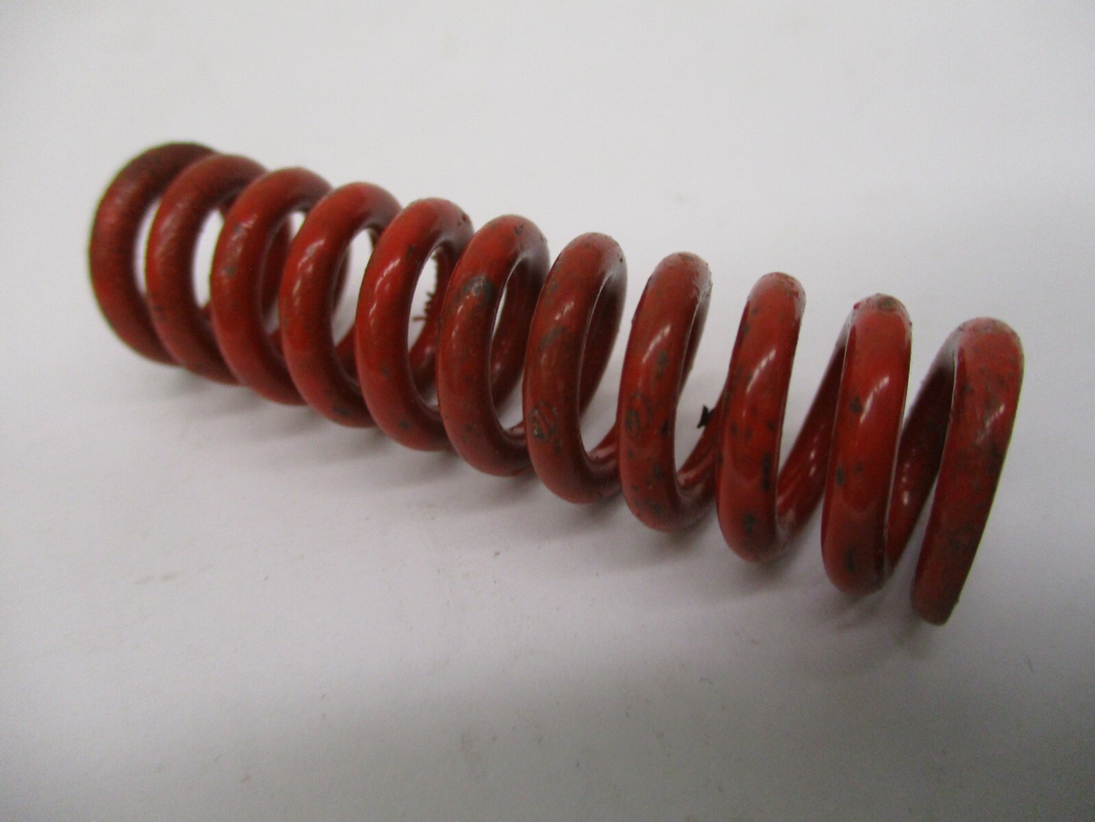 New Open Box of 100 Pieces Danly 9-1008-26 Spring Red A3824LR