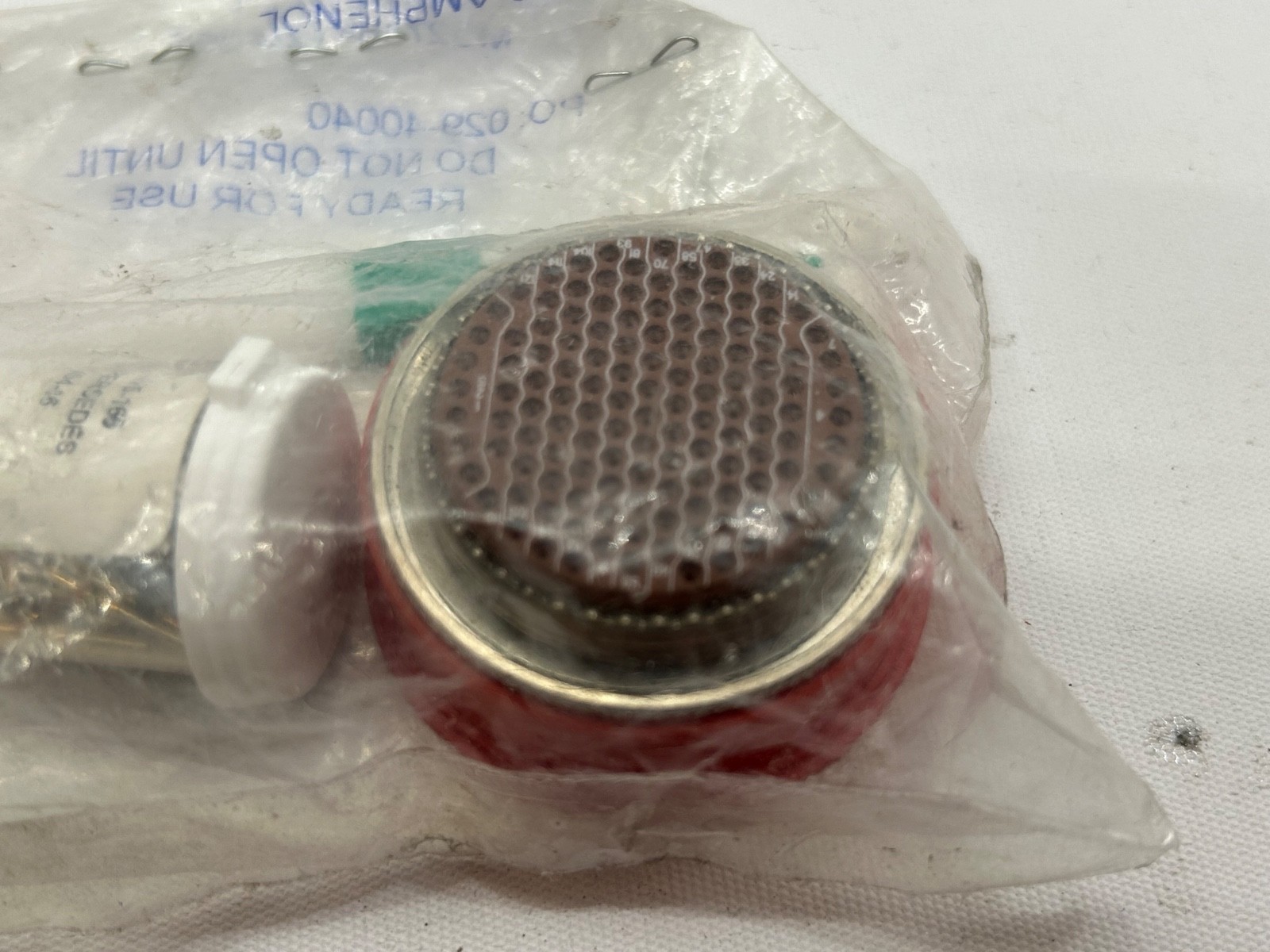 MIL-SPEC Connector MS27484T24F35S