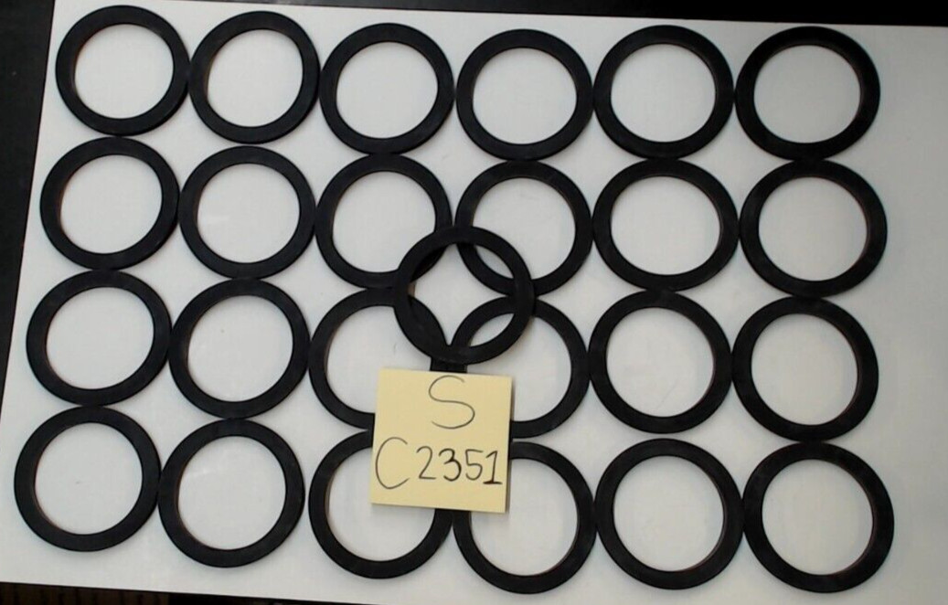 325250025 Flat Rubber Gasket/Washer 2.96 ID/3.57 inch OD 157 Thick, lot of 25