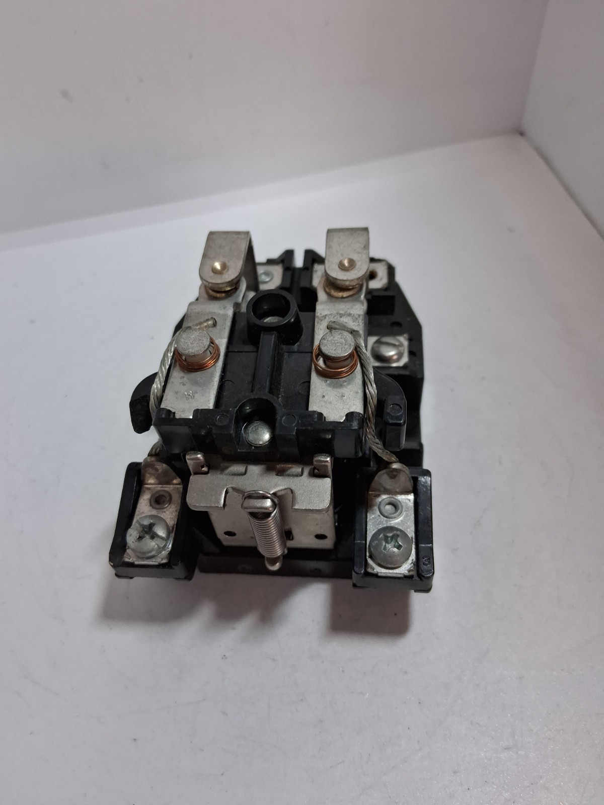 DAYTON 3X749E POWER RELAY 30A 2HP 240V 50/60HZ