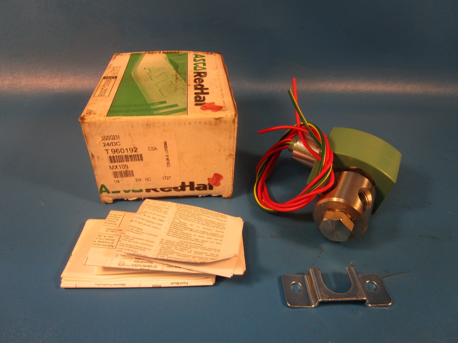 Asco 8320G013, Solenoid Valve: 3-Way, Normally Closed, 1/8 in Pipe Size, 110V AC