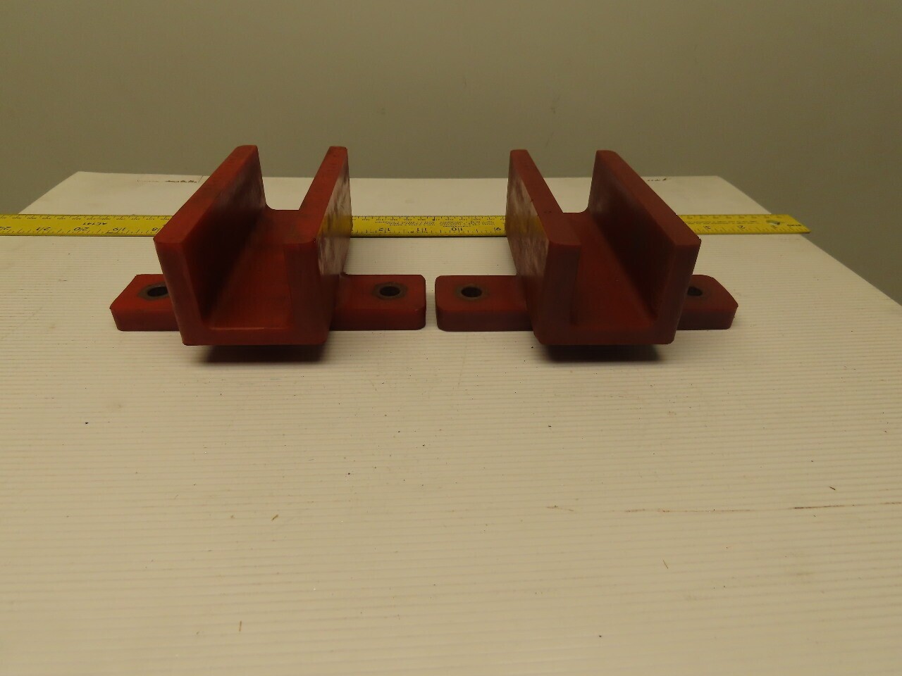 Dematic 0688181136 1-23/32″ Wide 1-5/8″ Deep 2 Bolt Mount Infeed Guide Lot Of 2