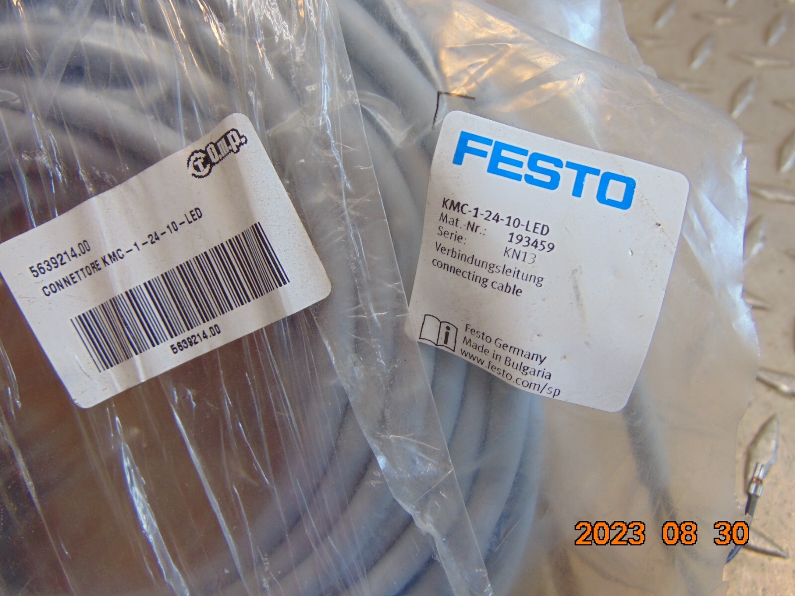 FESTO KMC-1-24-10-LED 10M CONNECTING CABLE 193459