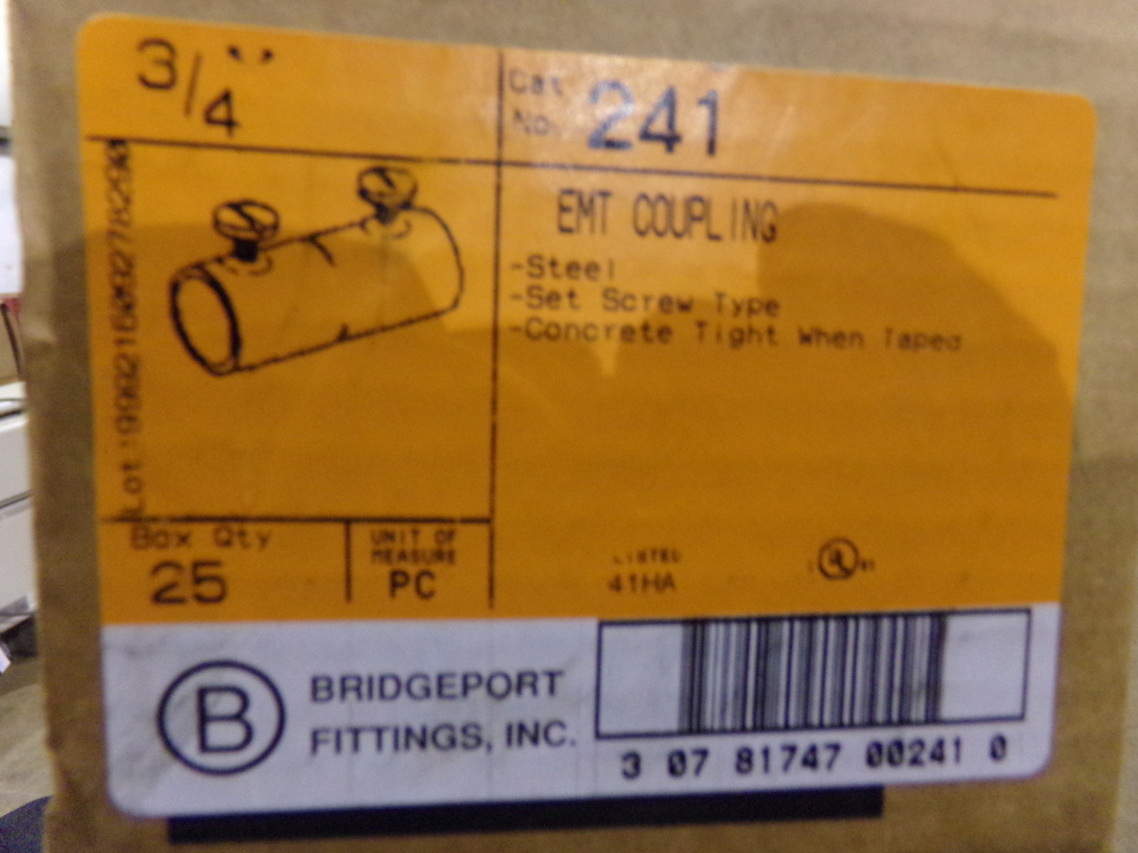 NEW Bridgeport 3/4″ EMP Coupling 241 *FREE SHIPPING*