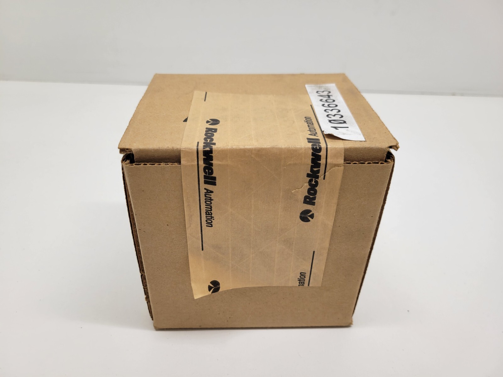 NEW FACTORY SEALED! ALLEN-BRADLEY 5KVA 460VAC CONTROL FUSE SER A 2364-SPE40A