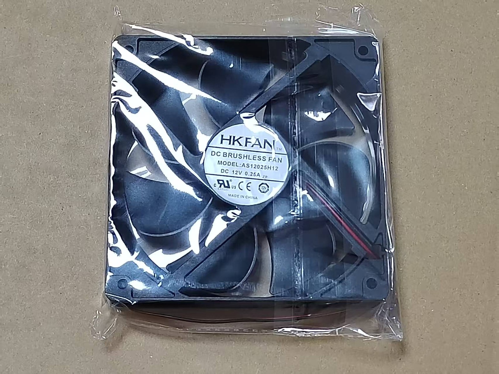 one HK FAN AS12025H12 DC12V 0.25A 2-wire cooling fan 120*120*25mm
