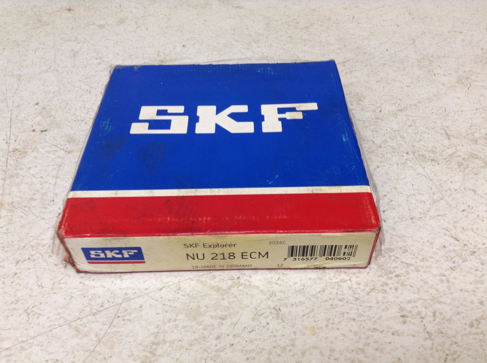 SKF NU 218 ECM Roller Bearing NU218ECM New (TSC)