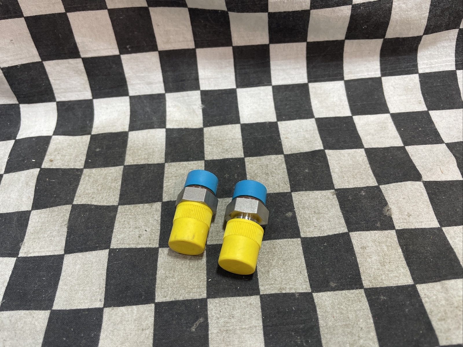 SWAGELOK SS-4-VCO-1-6ST, SS4VCO16ST, Male SAE/MS , LOT OF 2 SHIPSAMEDAY#J22
