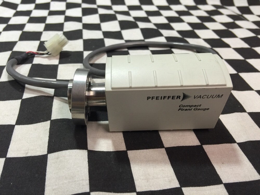 PFEIFFER VACUUM COMPACT PIRANI GAUGE D-35614, TPR265, PTR26751A, 1-1/3 CF #156Z