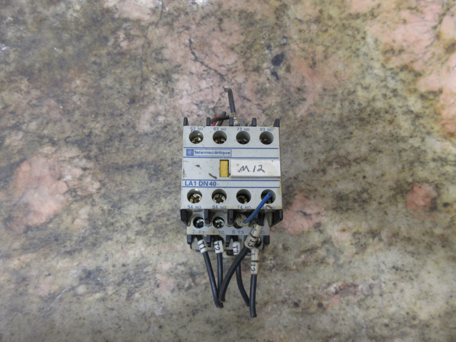 TELEMECANIQUE CONTACTOR LA1 DN40 LC1 D09 10