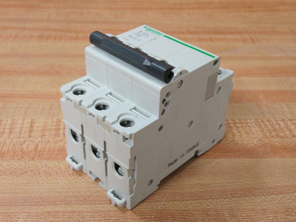 Merlin Gerin 17461 Square D Breaker 15A MG17461 Schneider