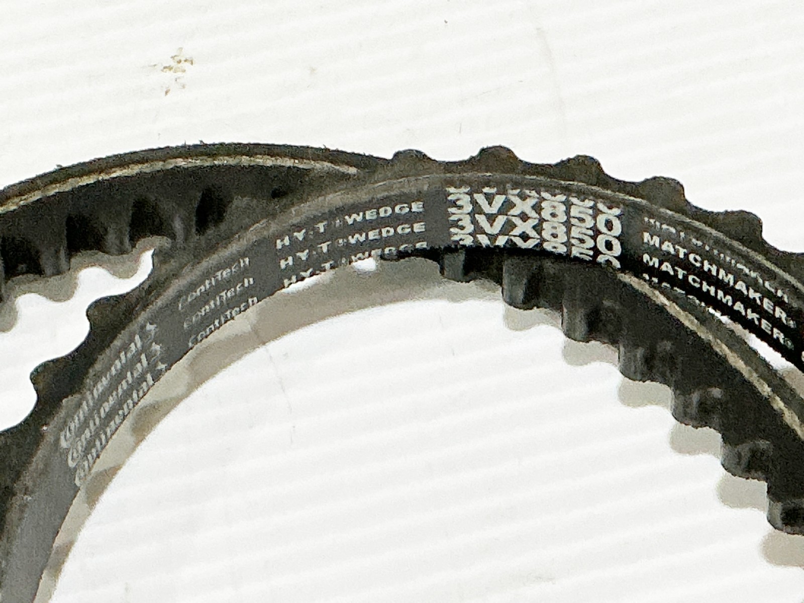 New Lot of 2 Continental 3VX850 Cogged V-Belt 85″ OD 0.38Width 1 Rib – No Box