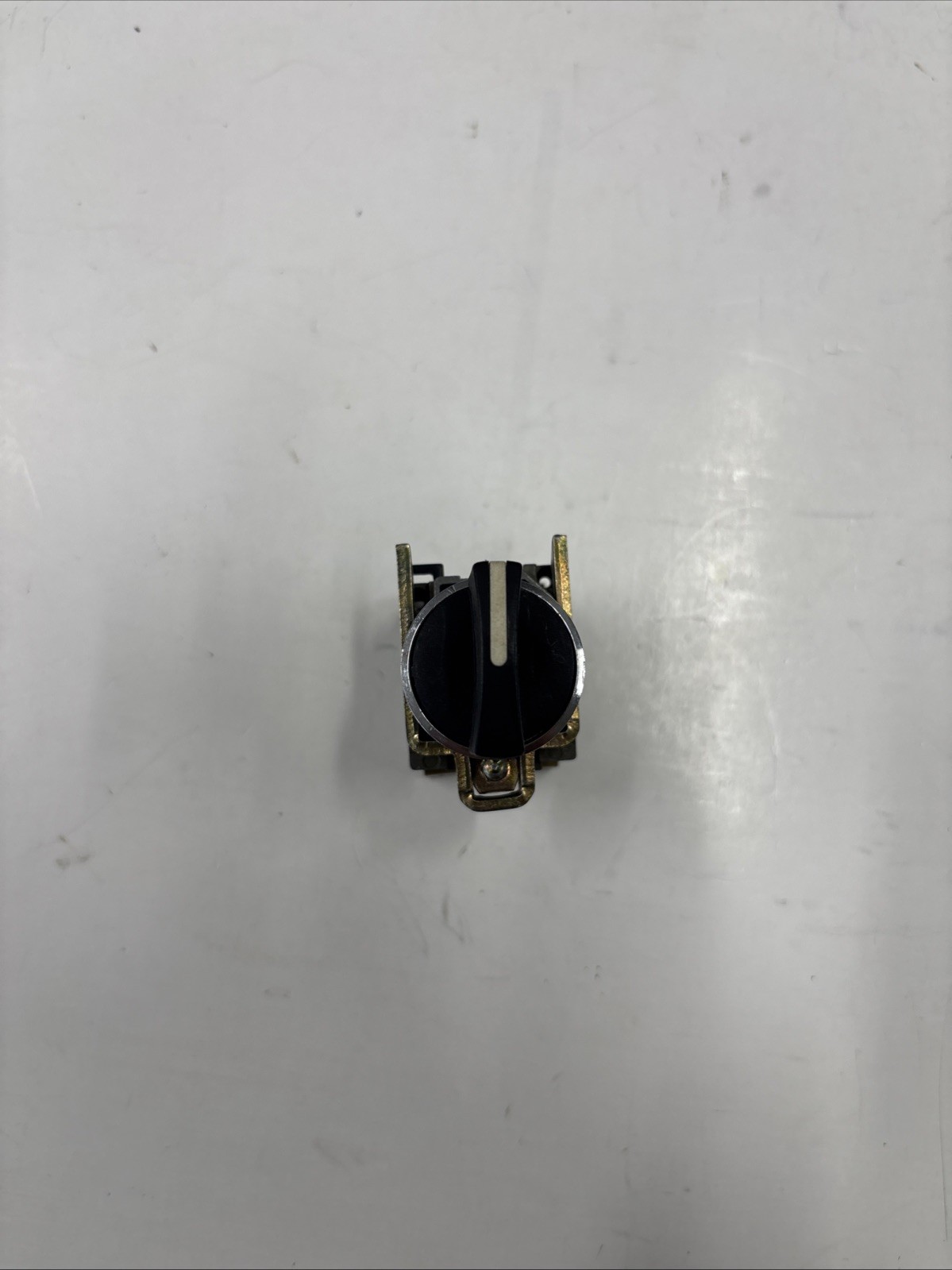 Telemecanique Schneider ZB4 BD3 3 Pos. Sel. Switch W/ XB4B W/ 2 ZBE-1013 N.O.