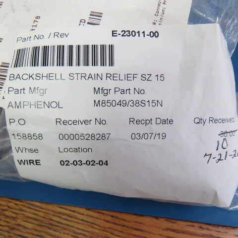 AMPHENOL M85049/38S15N Qty of 2 per Lot Circular MIL Spec Strain Reliefs & Adap