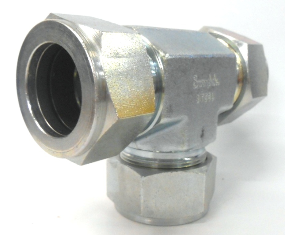 SWAGELOK, TUBE FITTING, S-1610-3, UNION TEE, 1″ TUBE OD,1″ X 1″ X 1″