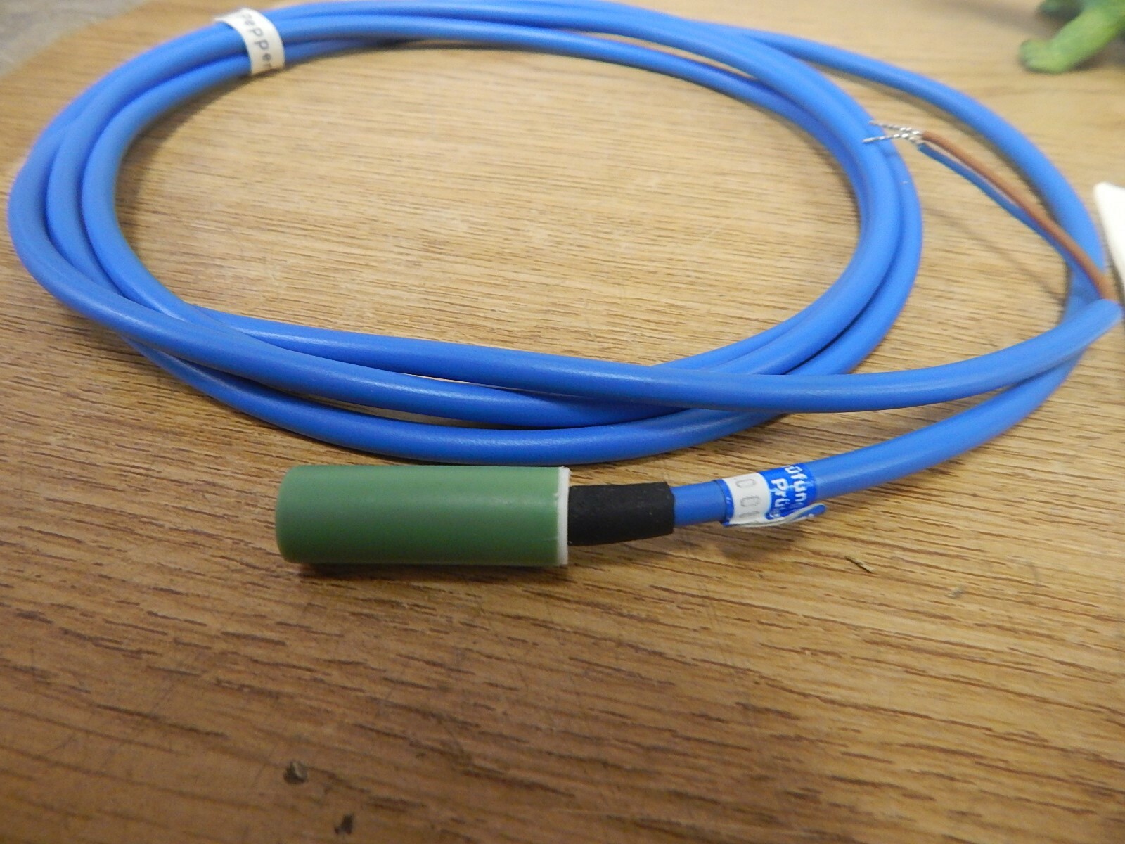 NEW PepperL & Fuchs 33426387 Cat 45/3 Proximity Sensor *FREE SHIPPING*
