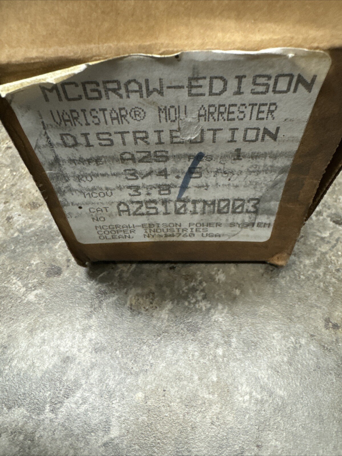 Mcgraw Edison Lightning 5Ka Varistar Mov Arrester 3.8MCOV AZS 3/4.5KV