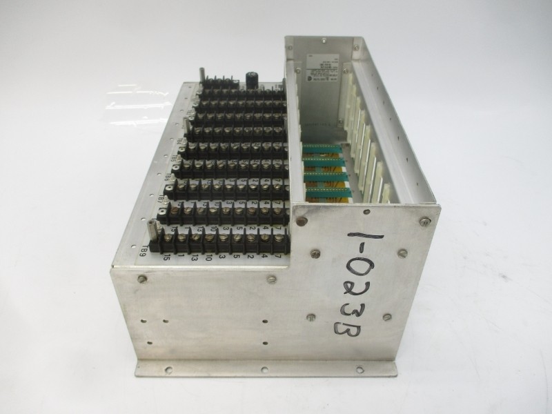MOORE INDUSTRIES SMR/9/9/117AC-PS-241A 1A UNMP