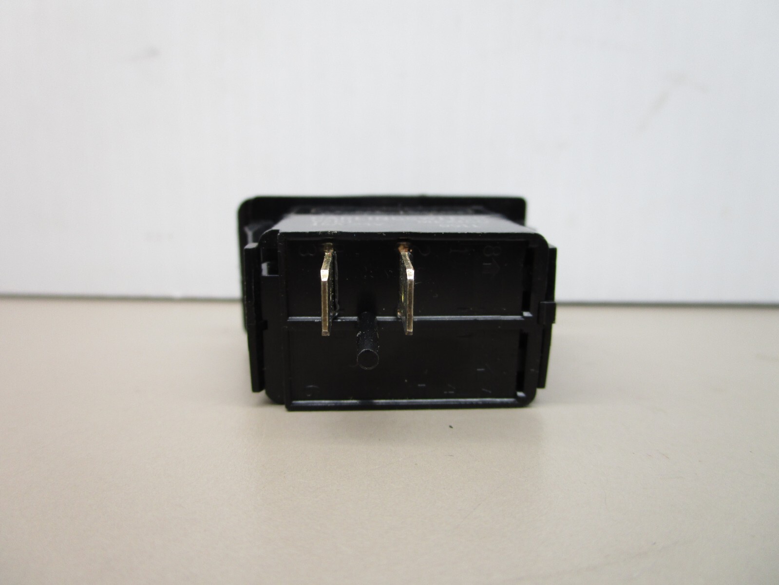 Carling V2B1 Rocker Switch “Hill Holder” 2-Pole On-Off