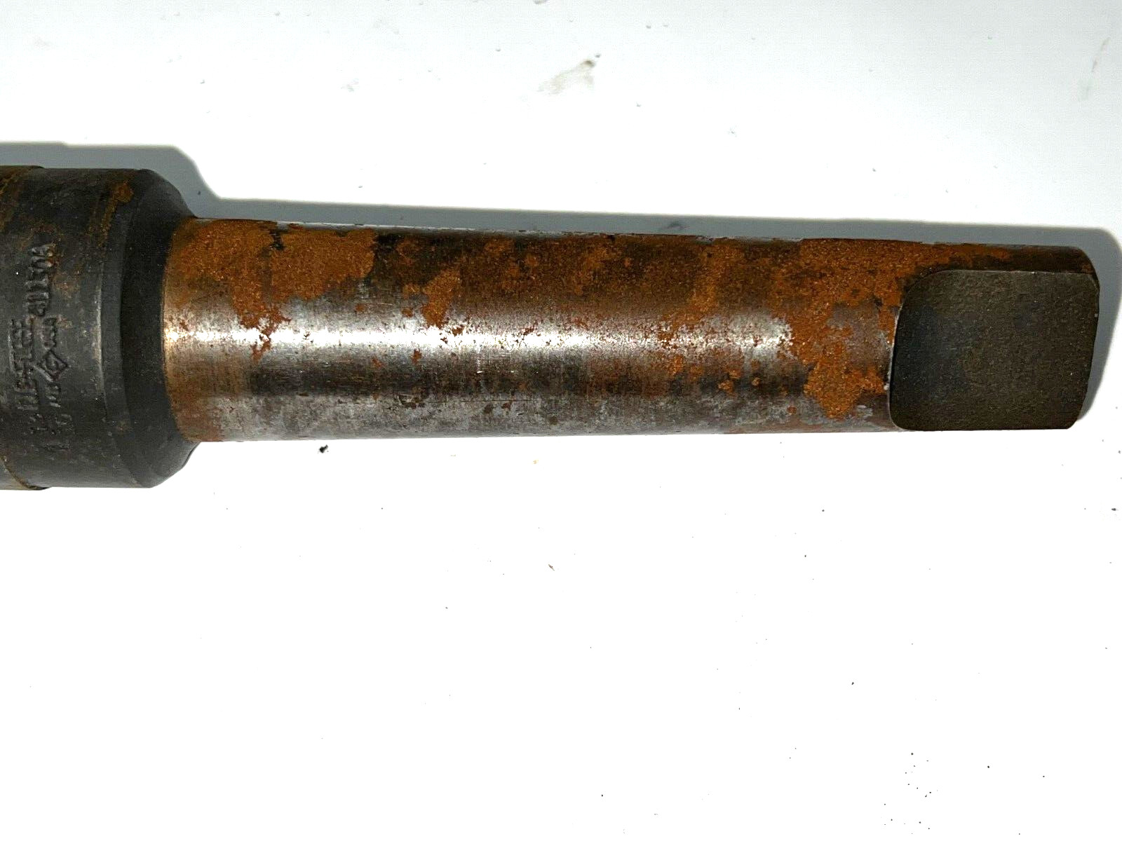 CLEVELAND MORSE TAPER SHANK DRILL BIT MT4 1-13/16″ CUT 10-7/8″ LOC 16-1/2″ OAL