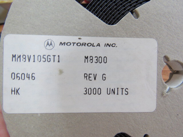MOT/ONSEMI MMBV105GT1 Qty of 100 per Lot MMBV105GLT1 SOT23 1.5pF 25V