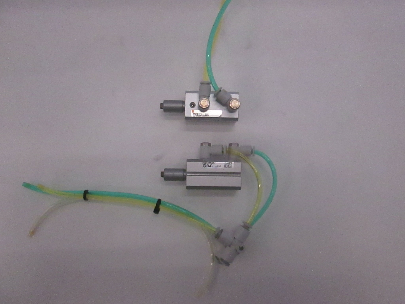 SMC, MKB12-10L, Rotary Clamp Cylinder, Used Lot of 2