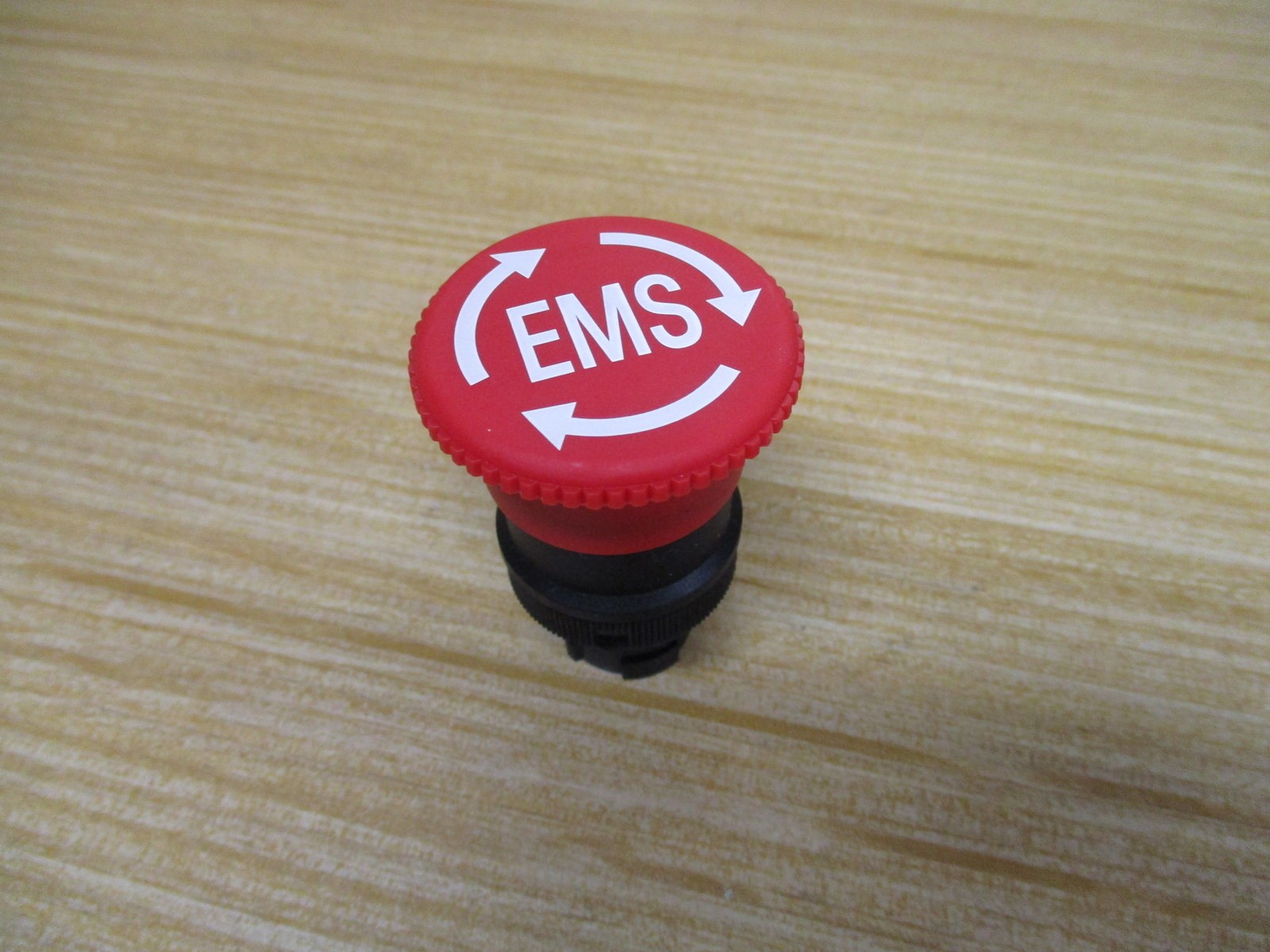 Omron A22NW-MRO-N-RD Emergency Stop Button