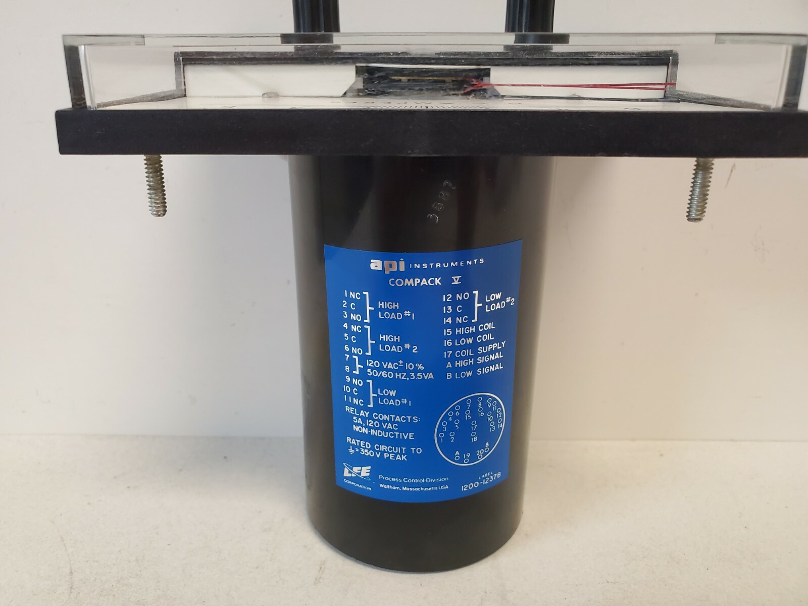 GUARANTEED! API INSTRUMENTS D-C AMPERES METER 1200-1237B