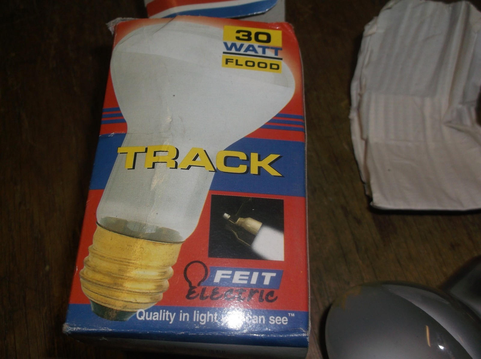Feit Electric 30W 120V Light Bulb, High Quality *FREE SHIPPING*