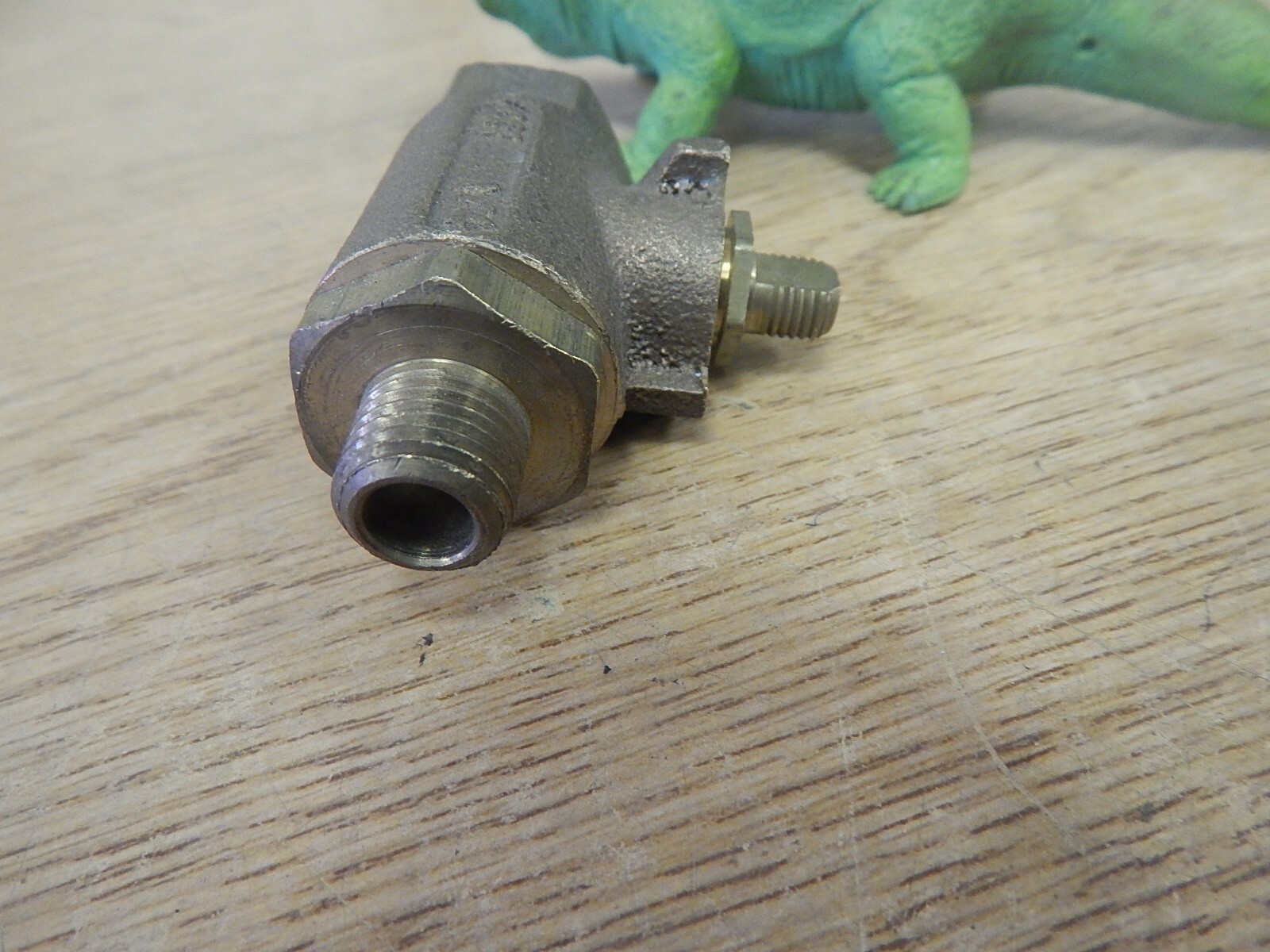Valve 600WOG C11 1/4 No/Handle *FREE SHIPPING*