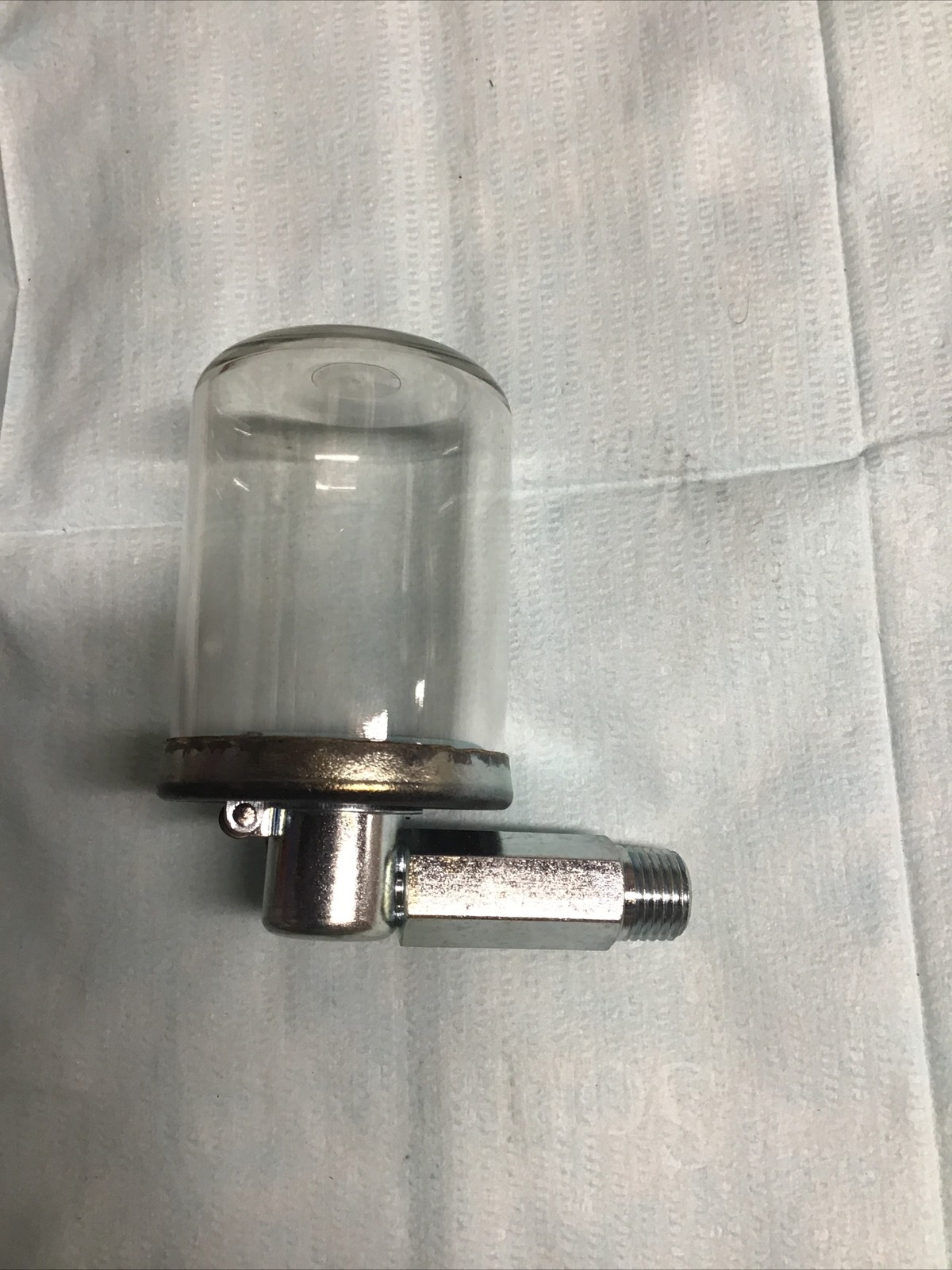 NOS Gits Manufacturing 563-1. 32534 Series HL Constant Level Oiler