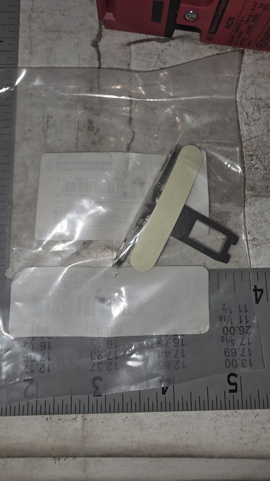 Telemecanique Limit Switch XCSPA593