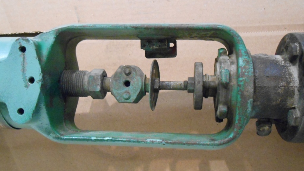 FISHER GOVERNOR CO, ACTUATOR VALVE, TYPE 657AR, PLUG TYPE 1 1/4 HI LVP