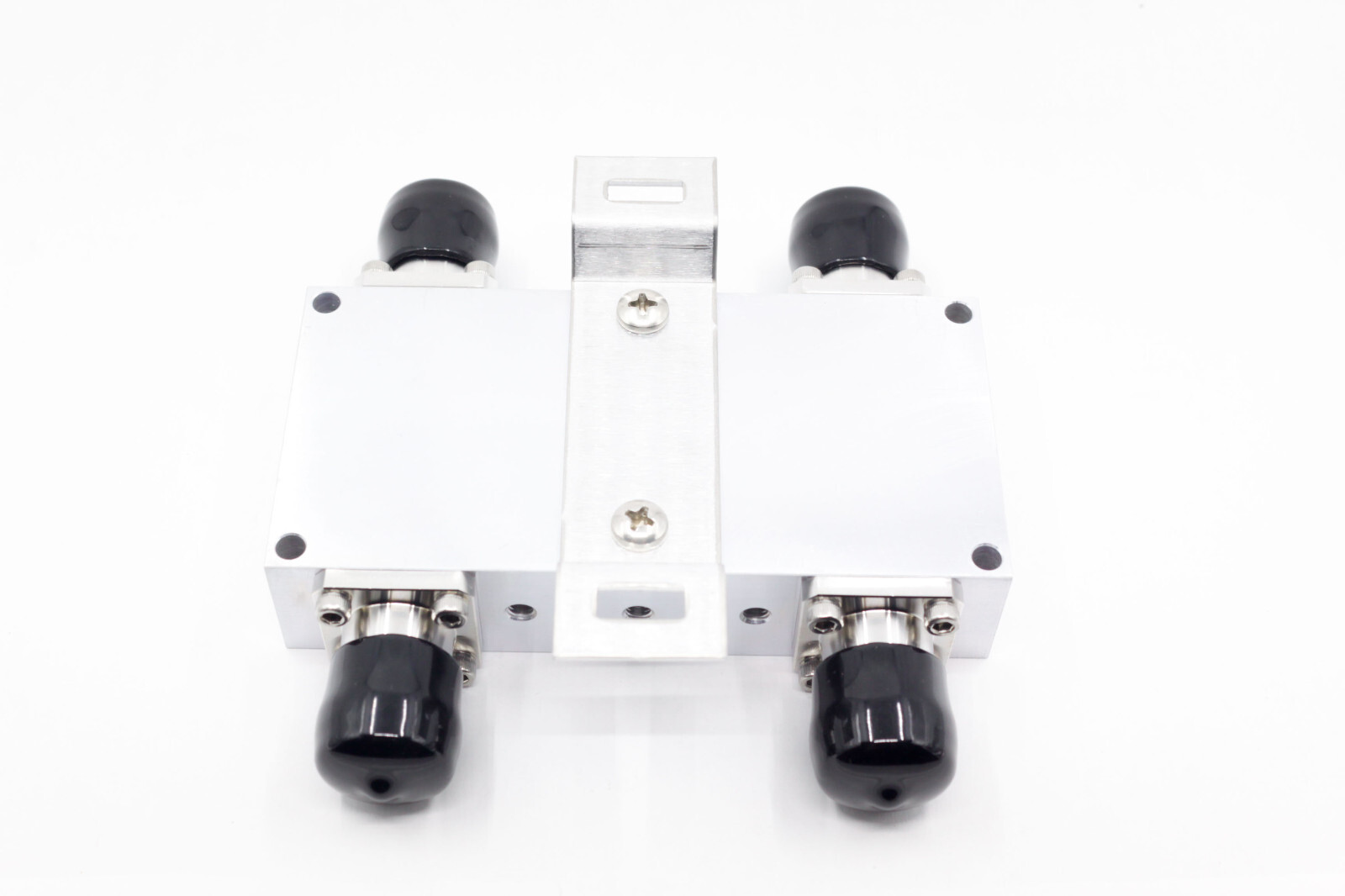 CCHC-101-XD 2×2 hybrid coupler 555-2700 MHz 4.3 female 4.3-10