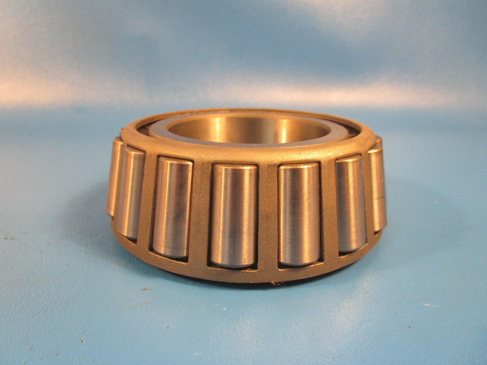SKF HM212047, Tapered Roller Bearing Cone, 2.5″ ID, 1.51 Width (Timken, NTN)