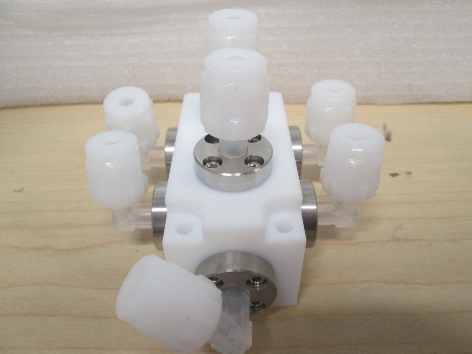 Manifold 3/8″ Assy, 1102589, New