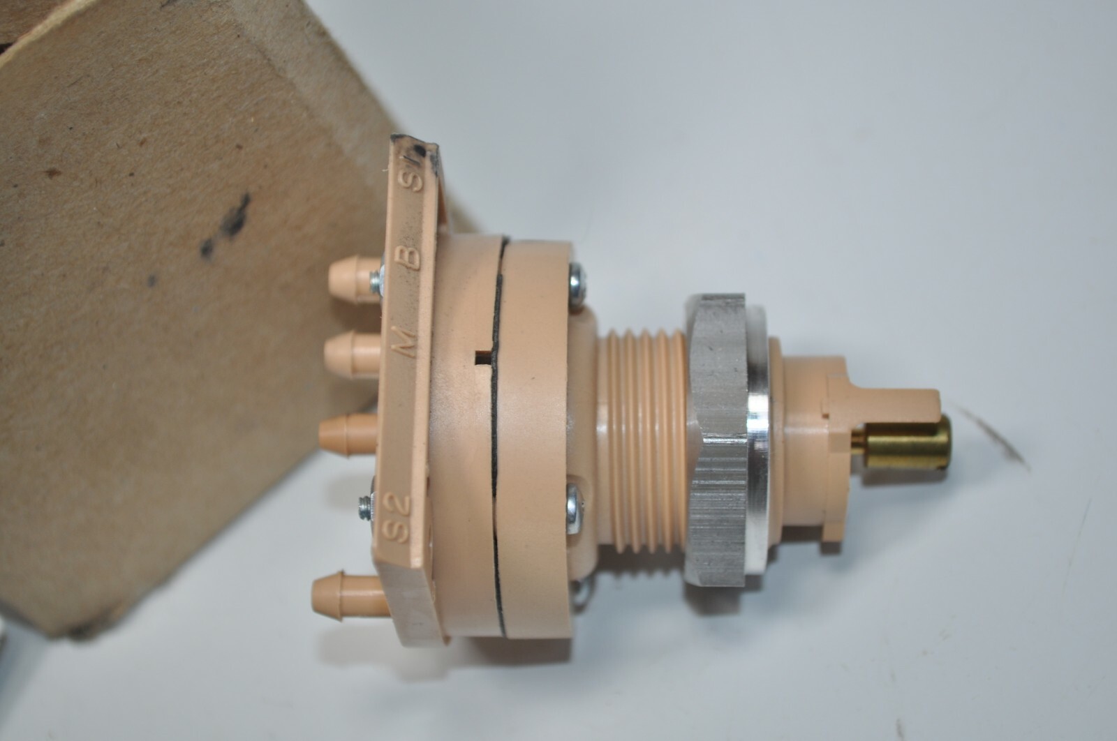 INVENSYS T.A.C PNEUMODULAR Pneumatic Regulator Gradual Switch 20 PSIG 2390-501