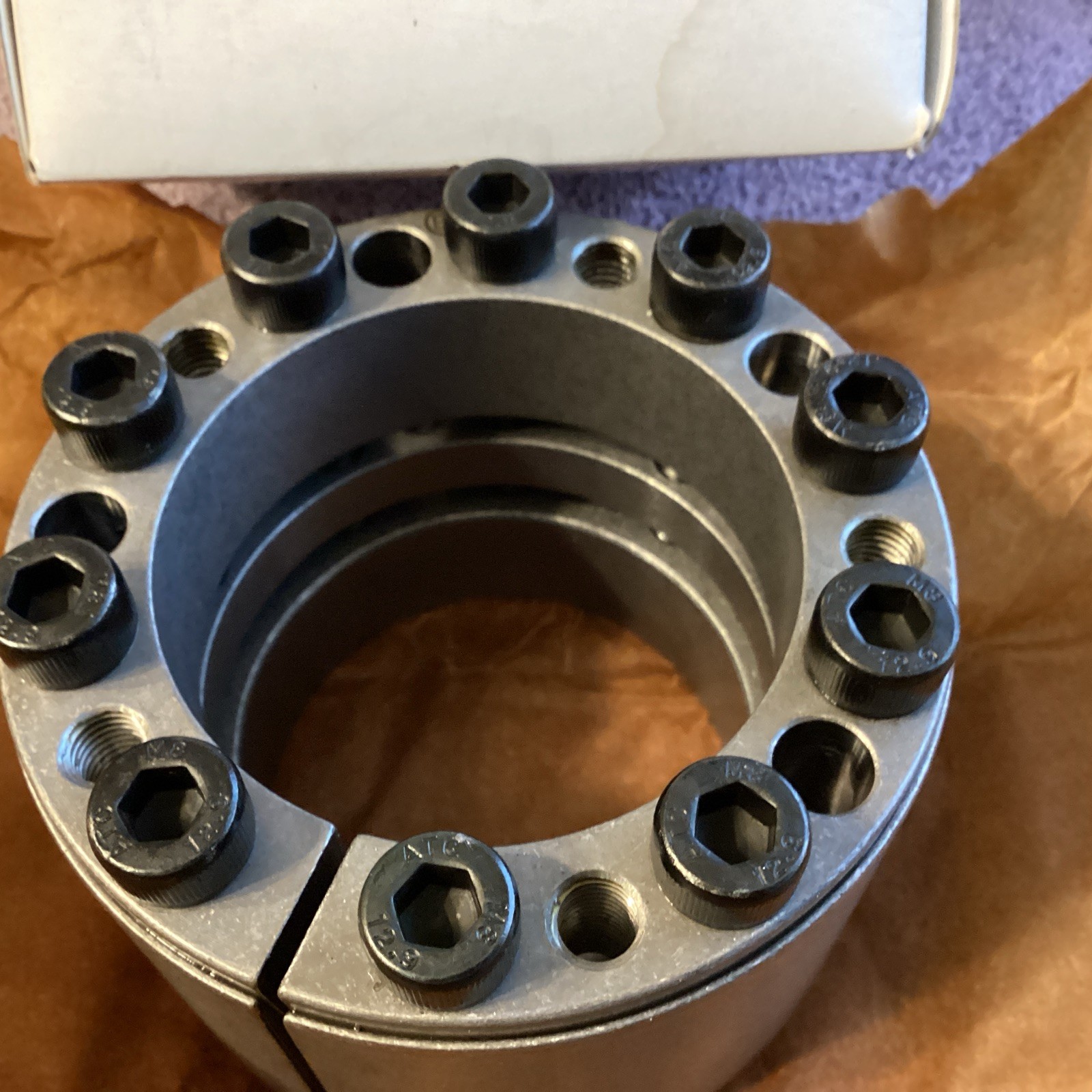 FENNER DRIVES…B122208…2-1/2”…series B112…Keyless Bushing…NEW