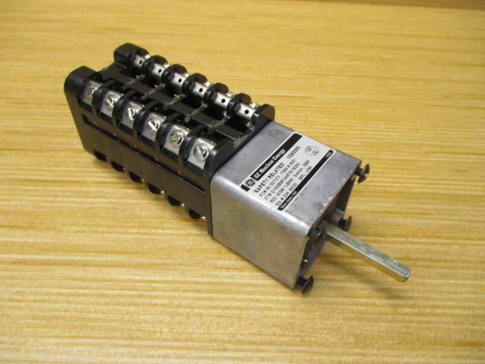 General Electric Q16SBMF2A87N1W2N1 GE Control Switch F2A87N1W2N1