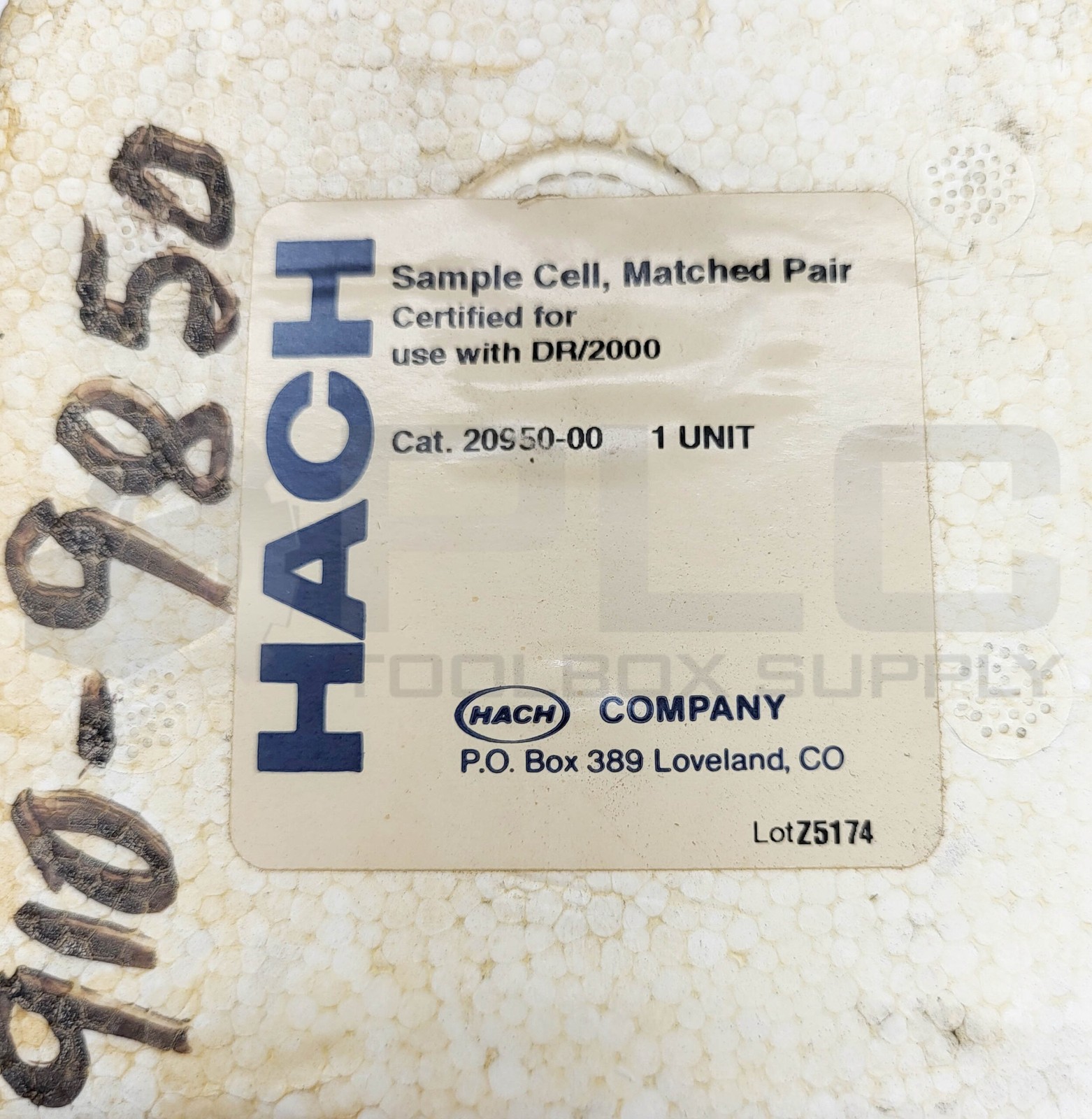 NEW BOX OF 2 HACH 20950-00 SAMPLE CELL MATCHED PAIR